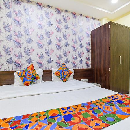 Fabexpress A2 And Restro Hotell Indore Eksteriør bilde